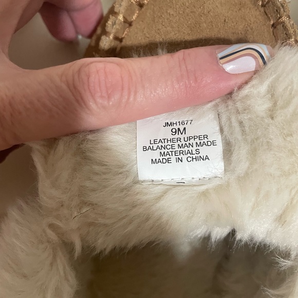 Clarks  Nubuck Moccasin - Picture 6 of 8